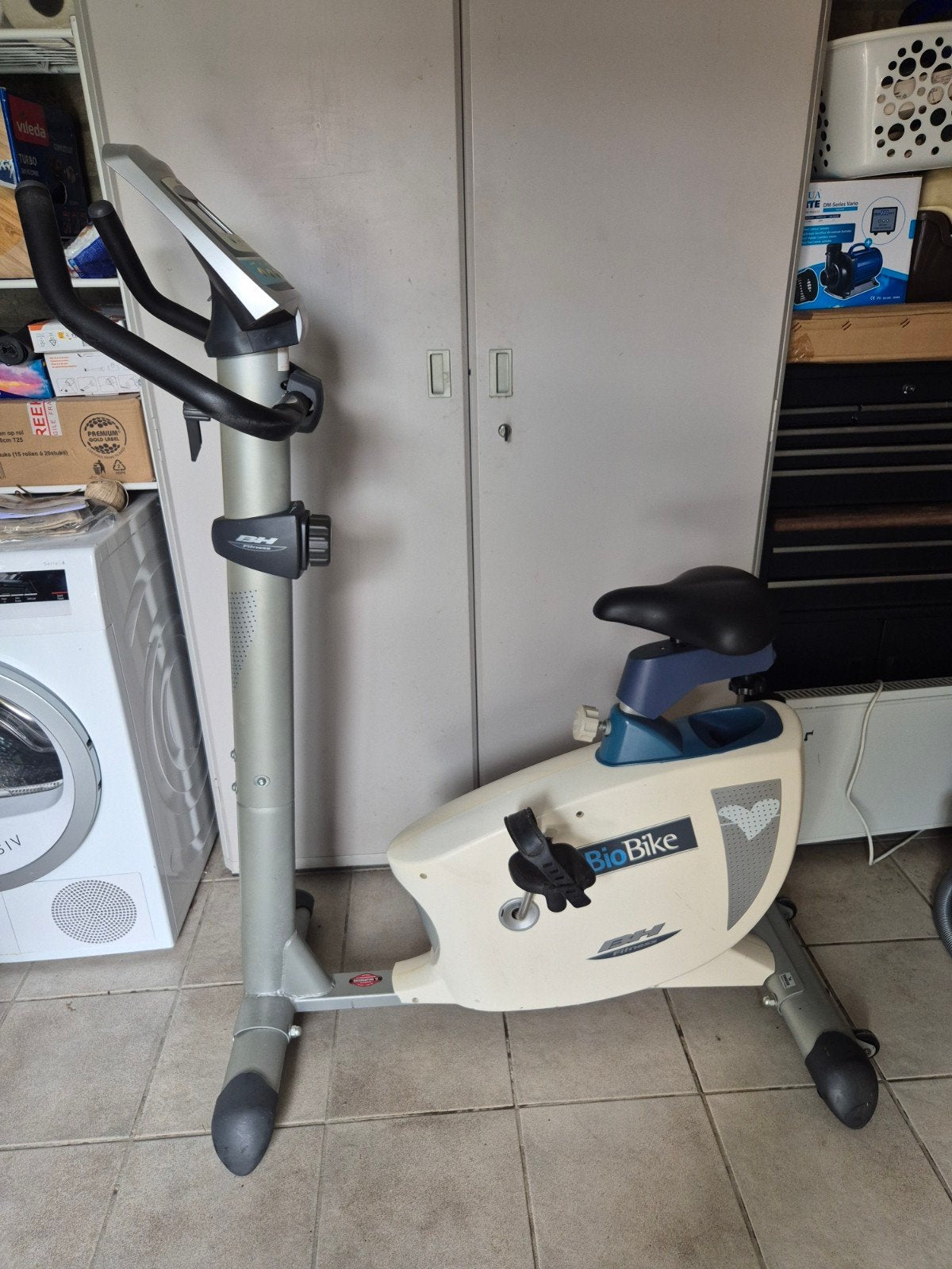BioBike BH Fitness Hometrainer - Cardio Training, Ophalen, Overige materialen, Gebruikt, Benen
