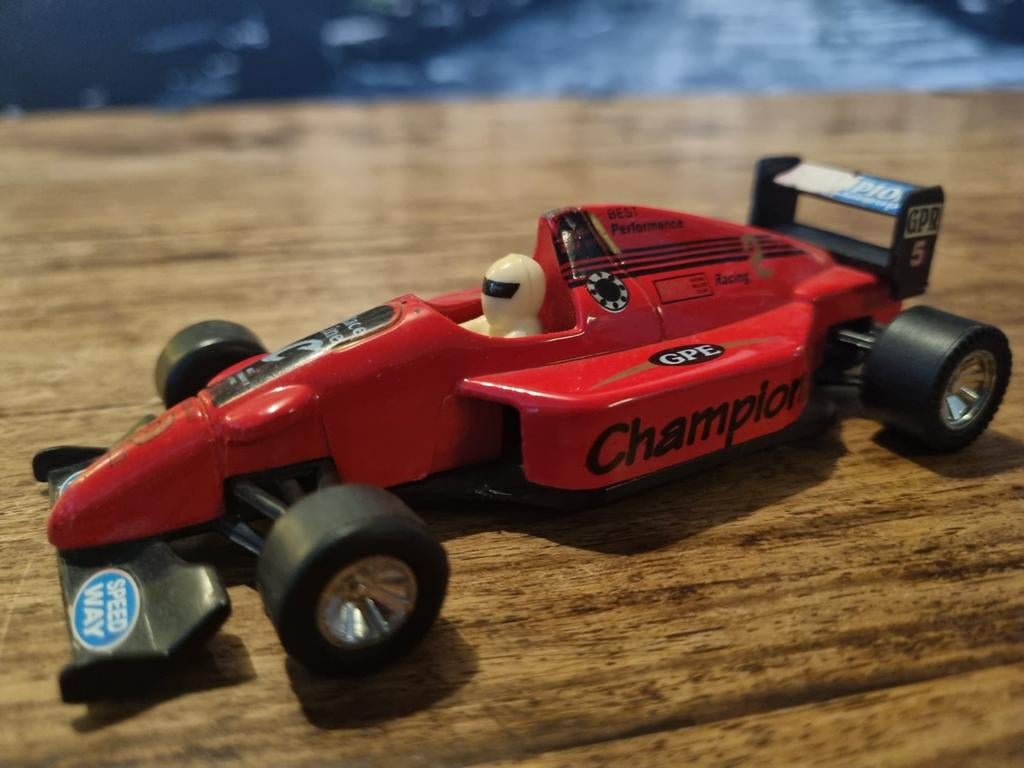 Vintage Formule 1 Raceauto Speelgoedmodel - Rood, Verzamelen, Ophalen of Verzenden, Gebruikt, Formule 1