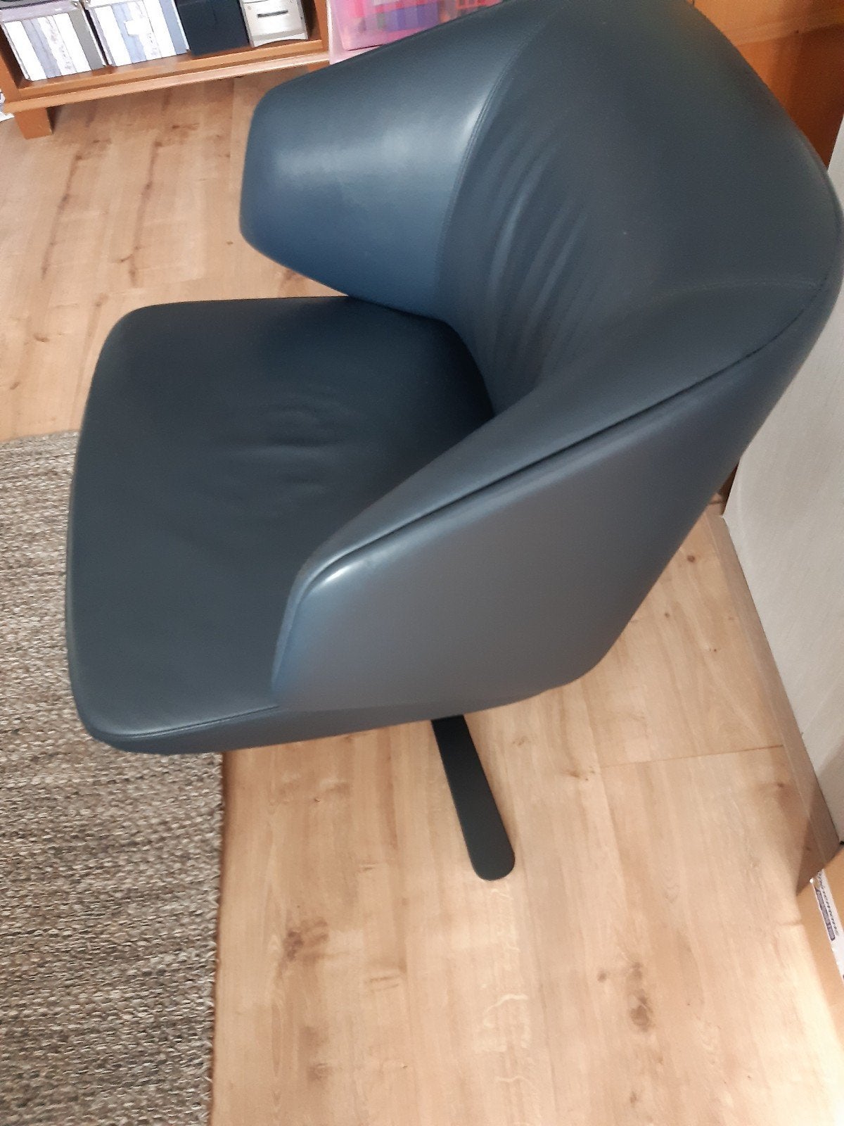 Leren Montis stoel, Ophalen, Zo goed als nieuw, Blauw, Eén