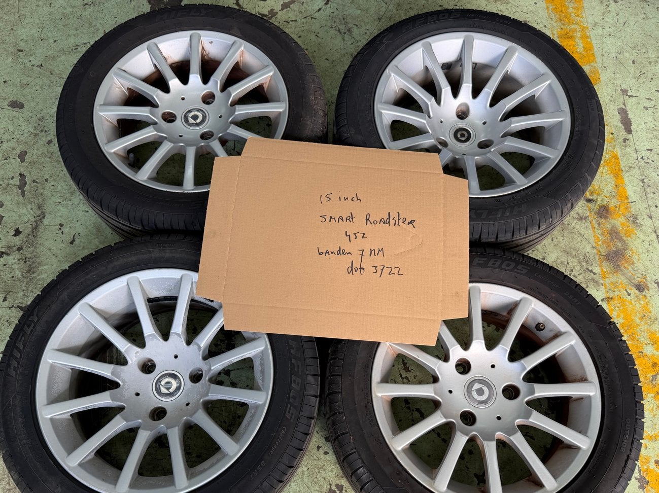 Smart Roadster 15 inch Trackline velgen met zomerbanden, Ophalen, Gebruikt