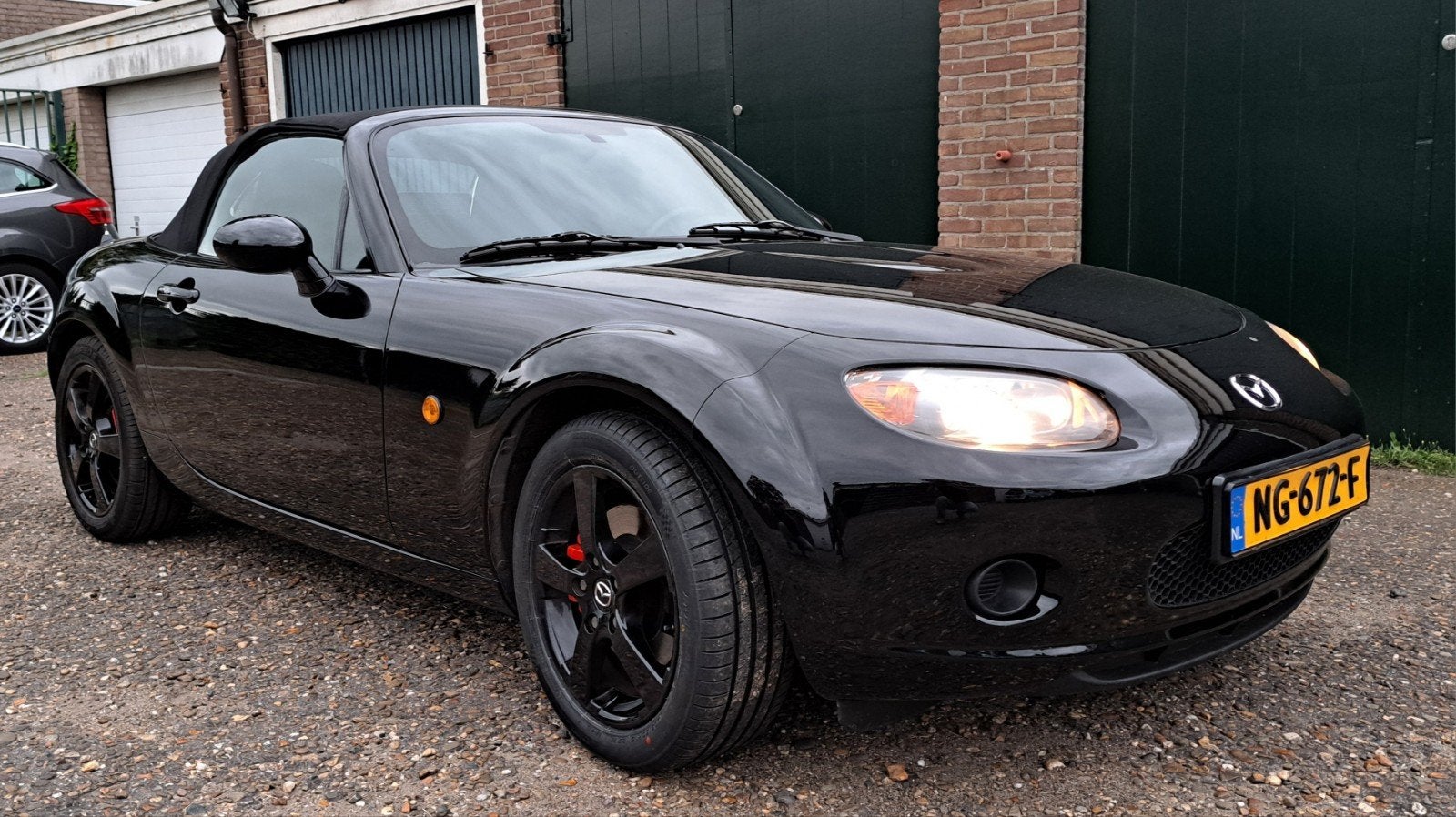 Mazda MX-5 NC 1.8 Touring 2006 Zwart APK, Auto's, Zwart, 4 cilinders, Cabriolet, 1055 kg