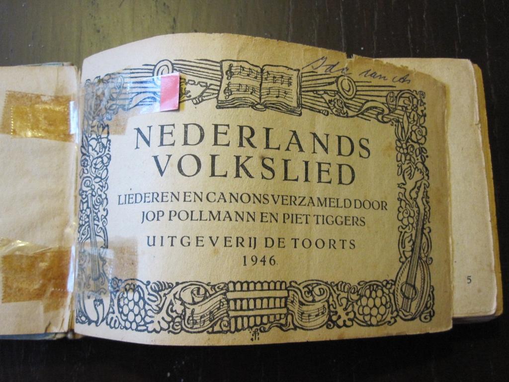 Nederlands volkslied  overige Nederlandse liederen uit 1946., Ophalen of Verzenden, Gelezen