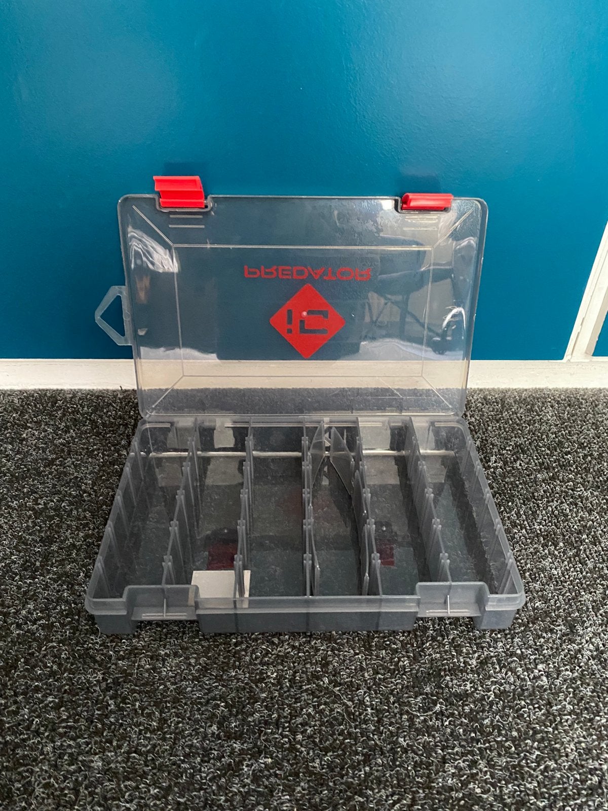 Iron Claw Vario Tacklebox 275VD 27,5cm, D, Overige typen, Nieuw, Ophalen of Verzenden