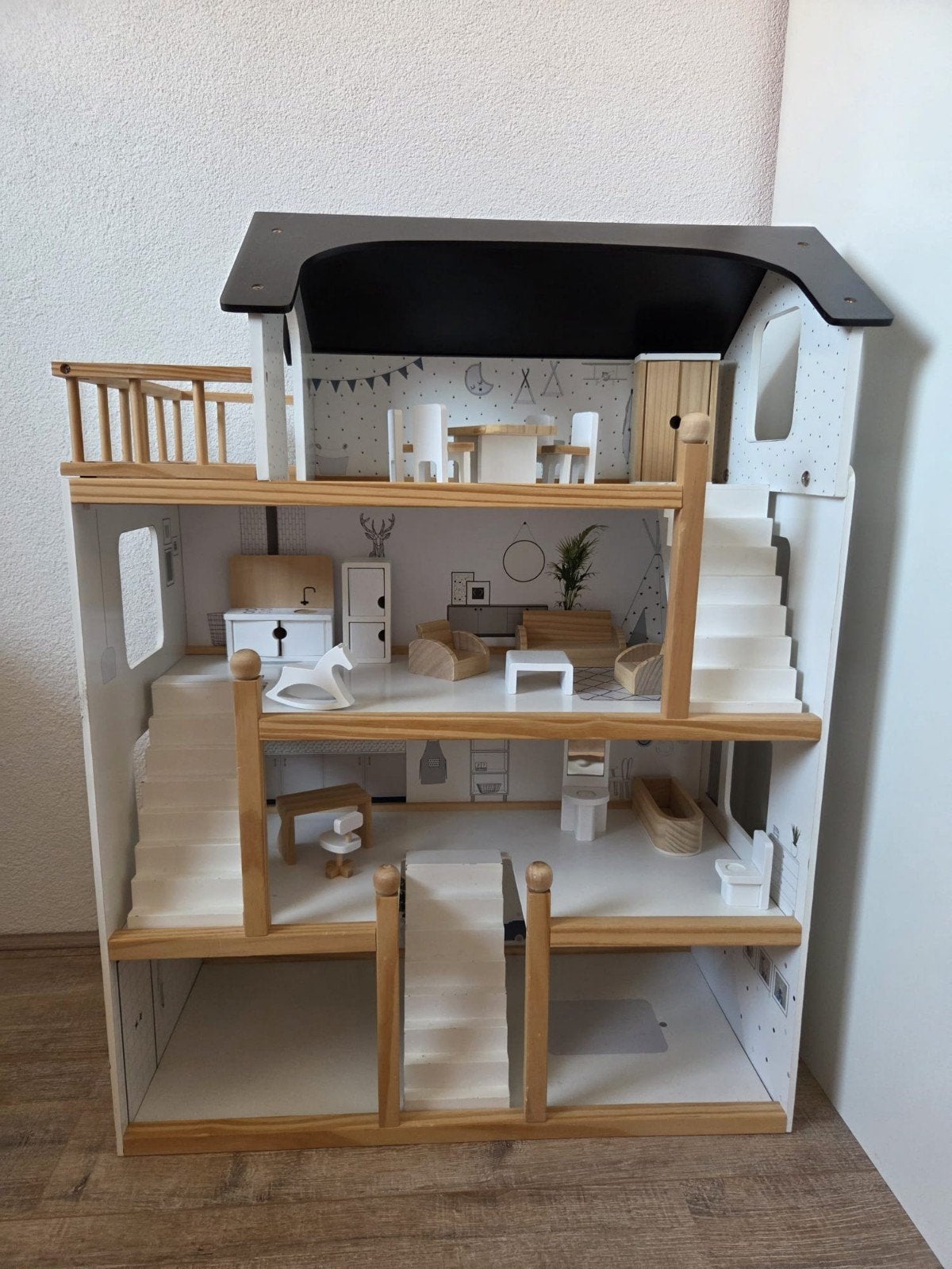 Petit Amelie poppenhuis, Ophalen, Gebruikt, Poppenhuis