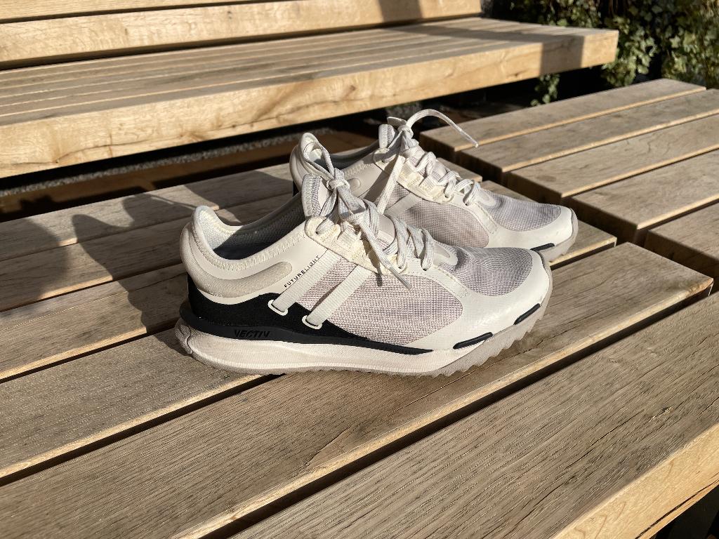 The North Face sneakers crème off white zwart maat 39, Overige kleuren, Ophalen of Verzenden, The North Face, Sneakers of Gympen