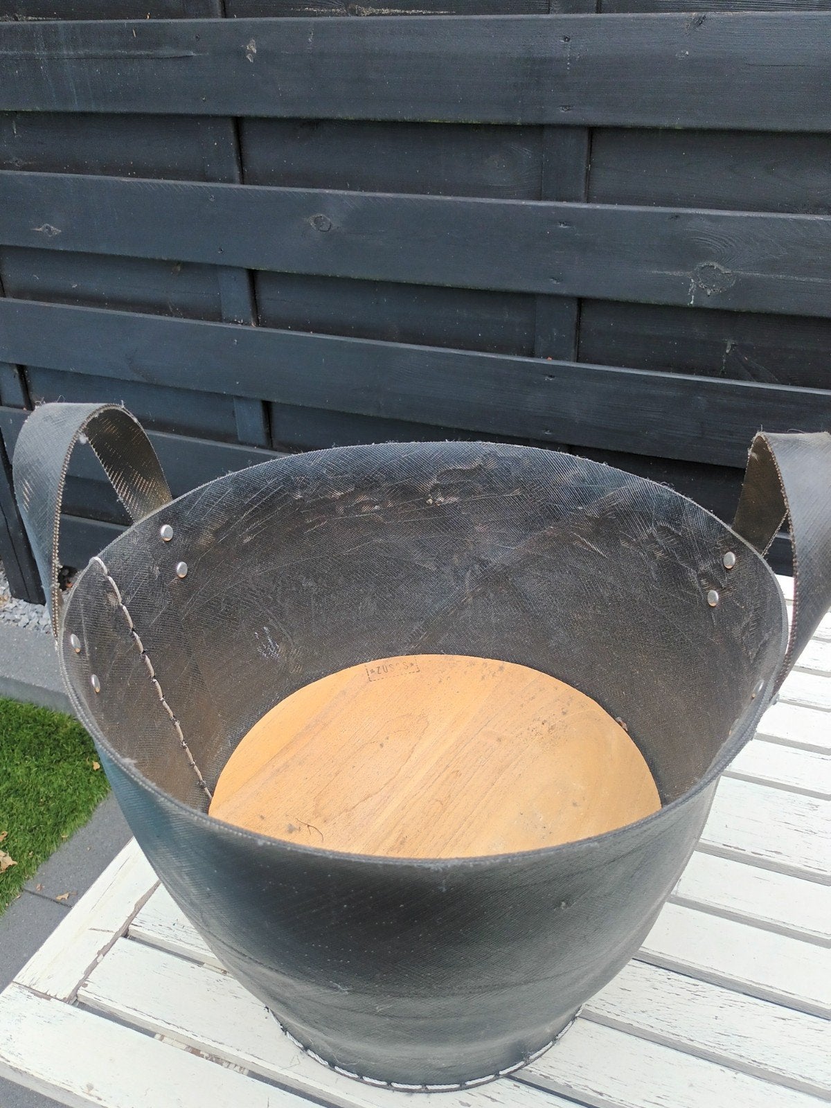Unieke plantenbak/mand van gerecycled materiaal, Huis en Inrichting, Woonaccessoires | Schalen en Manden, Ophalen, Overige materialen