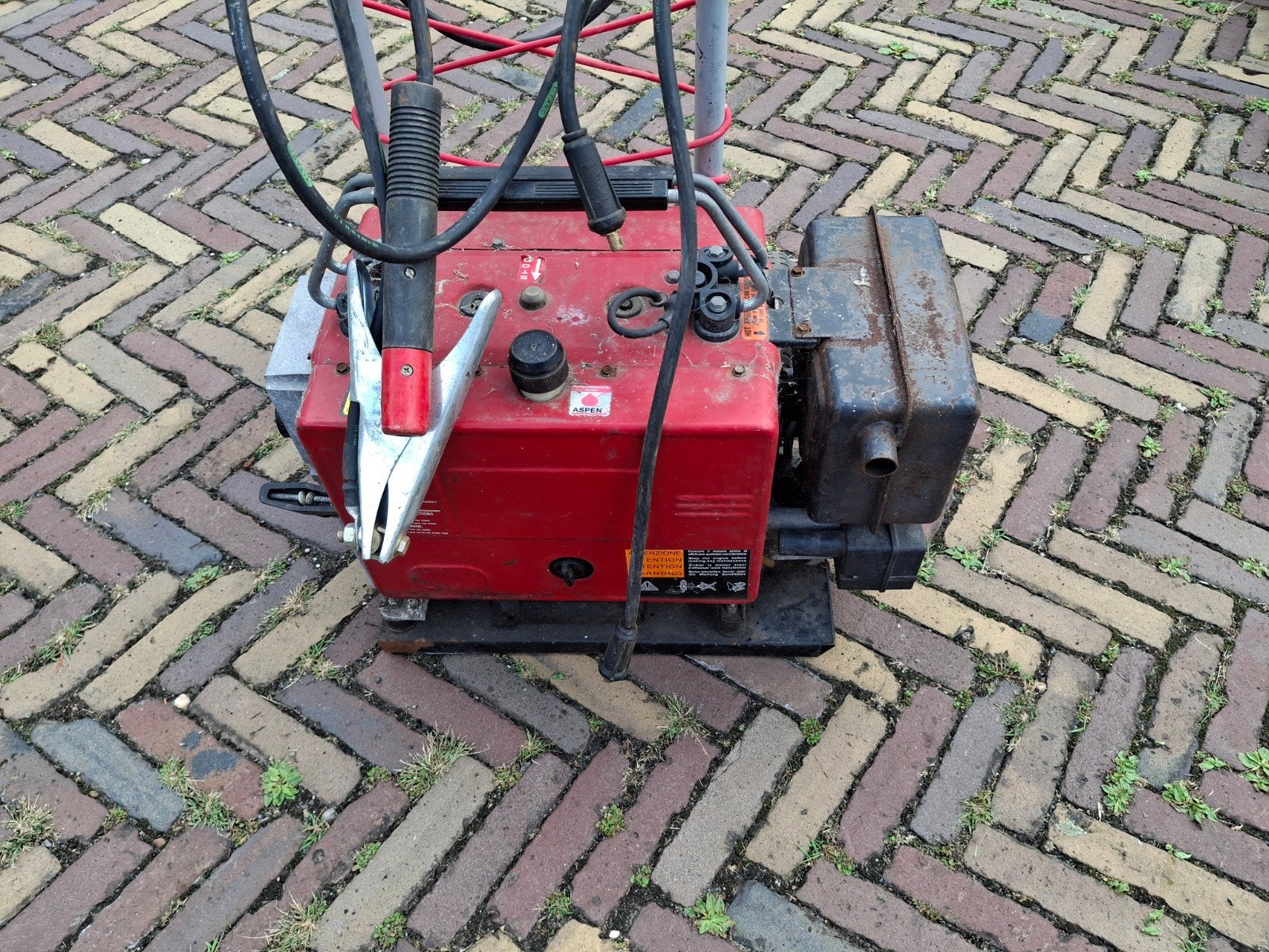 Gebruikte lasapparaat met benzinemotor, Doe-het-zelf en Verbouw, Gereedschap | Lasapparaten, Ophalen, Gebruikt, 150 tot 250 ampère
