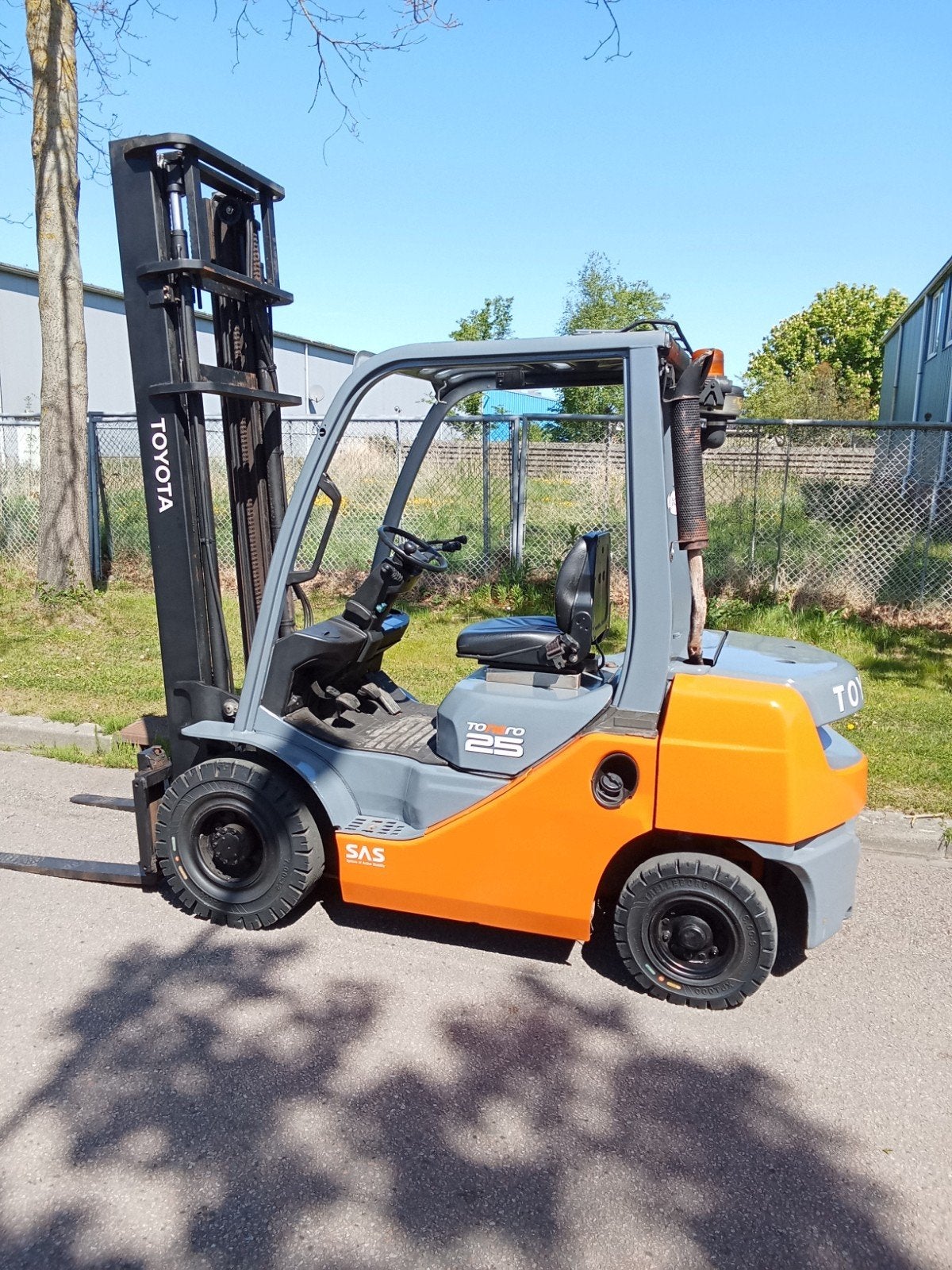 Toyota 02-8FDF25 Diesel Heftruck - 2500kg hefvermogen, Zakelijke goederen, Machines en Bouw | Heftrucks en Intern transport, Diesel