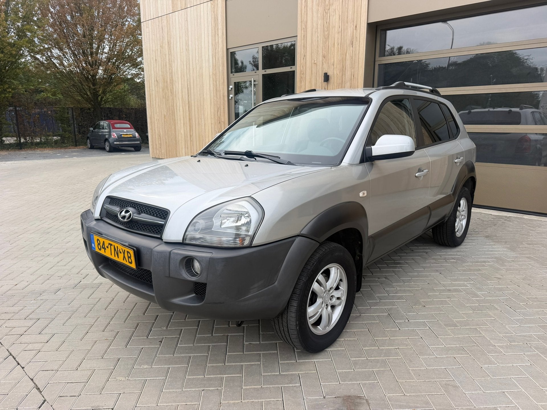 Hyundai Tucson 2.0i Style Premium, Gebruikt, 4 cilinders, Handgeschakeld, Grijs