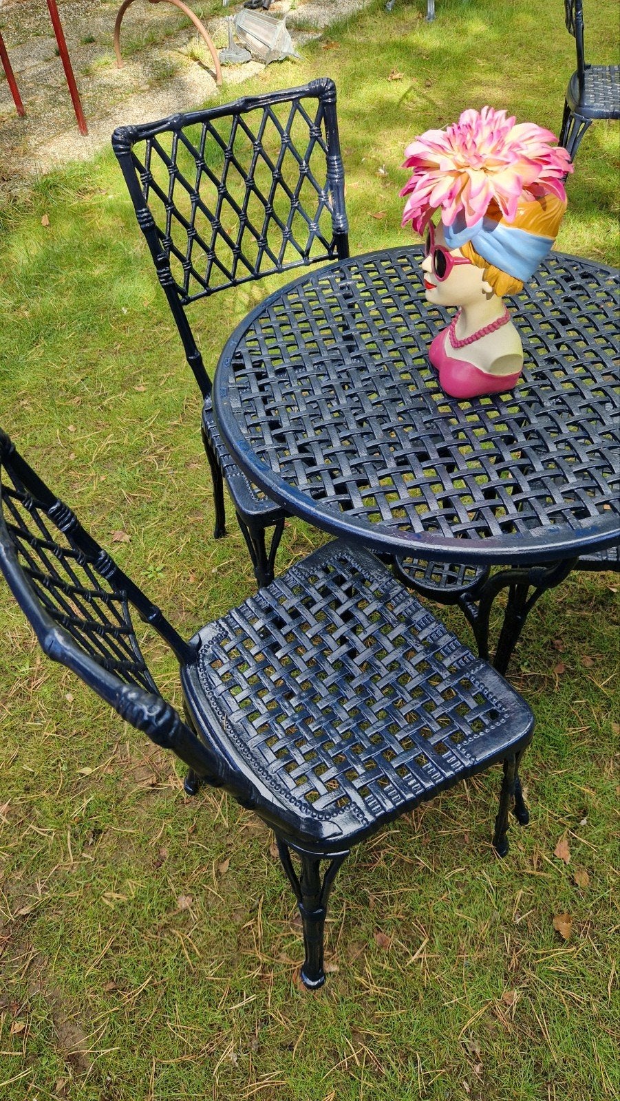 Blauw/Zwarte Tafel met 3 Stoeltjes - Hammerite Behandeld, Ophalen of Verzenden, Zo goed als nieuw, 3 zitplaatsen