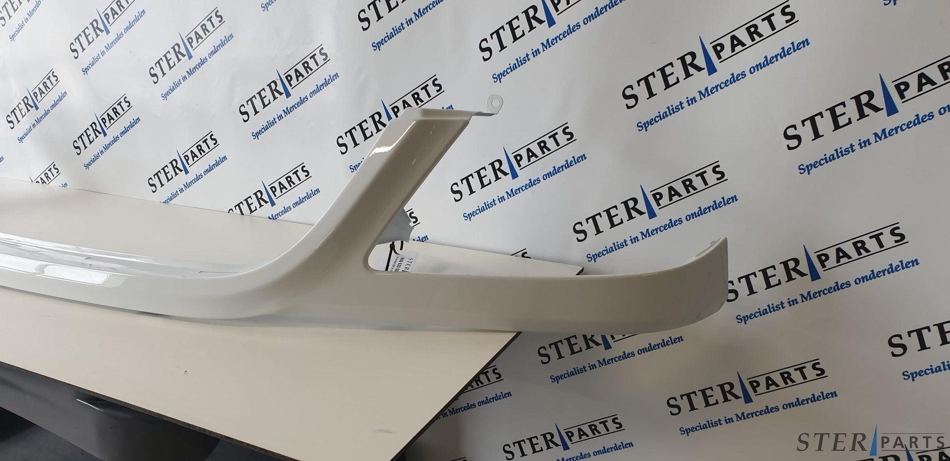 Grille front lijst Mercedes-Benz Sprinter W906 A 9066200024, -, Nieuw, Ophalen of Verzenden, -