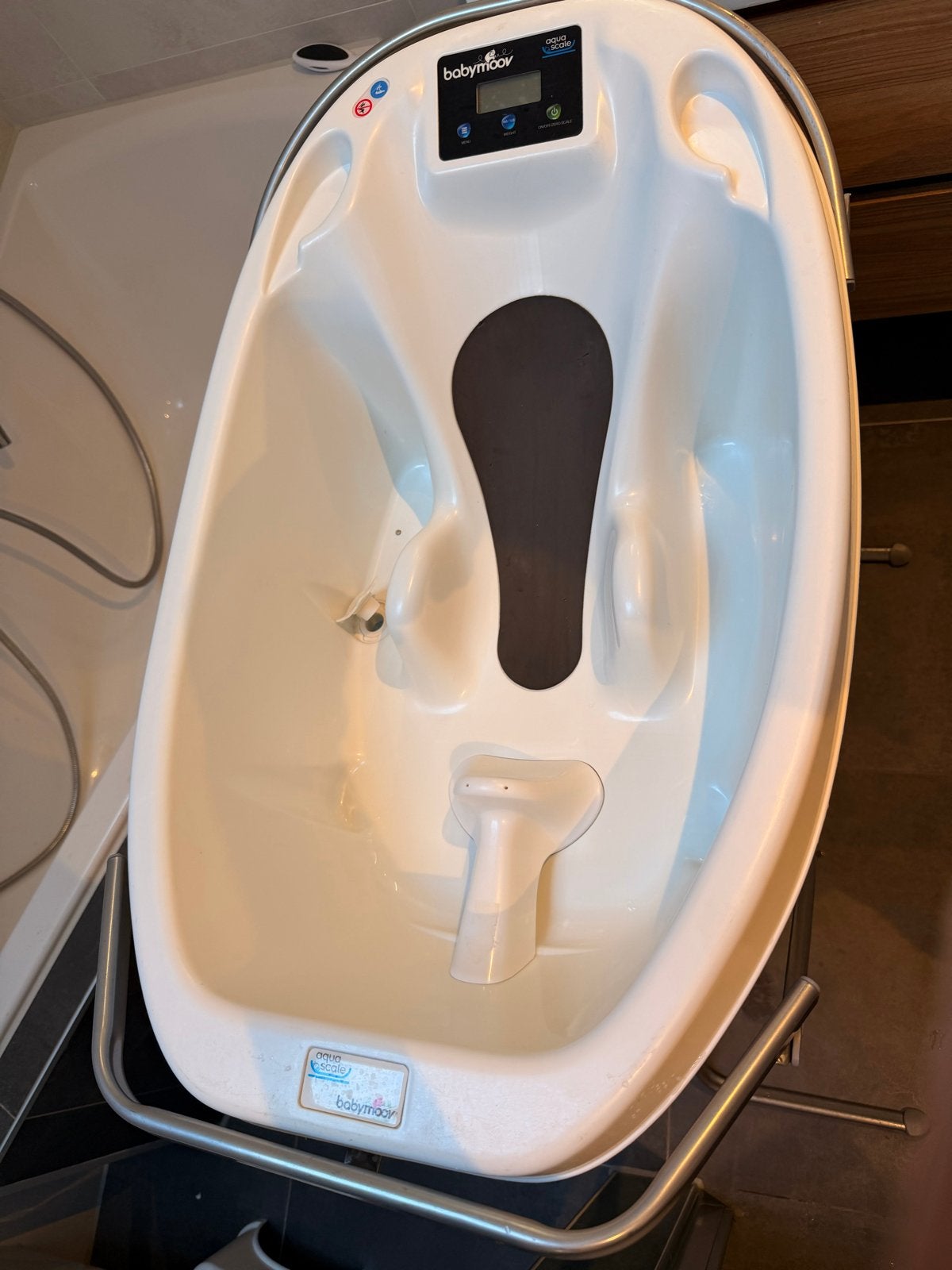 Babymoov Aquascale baby bathtub with stand, Ophalen of Verzenden, Gebruikt, Badje, Overige merken