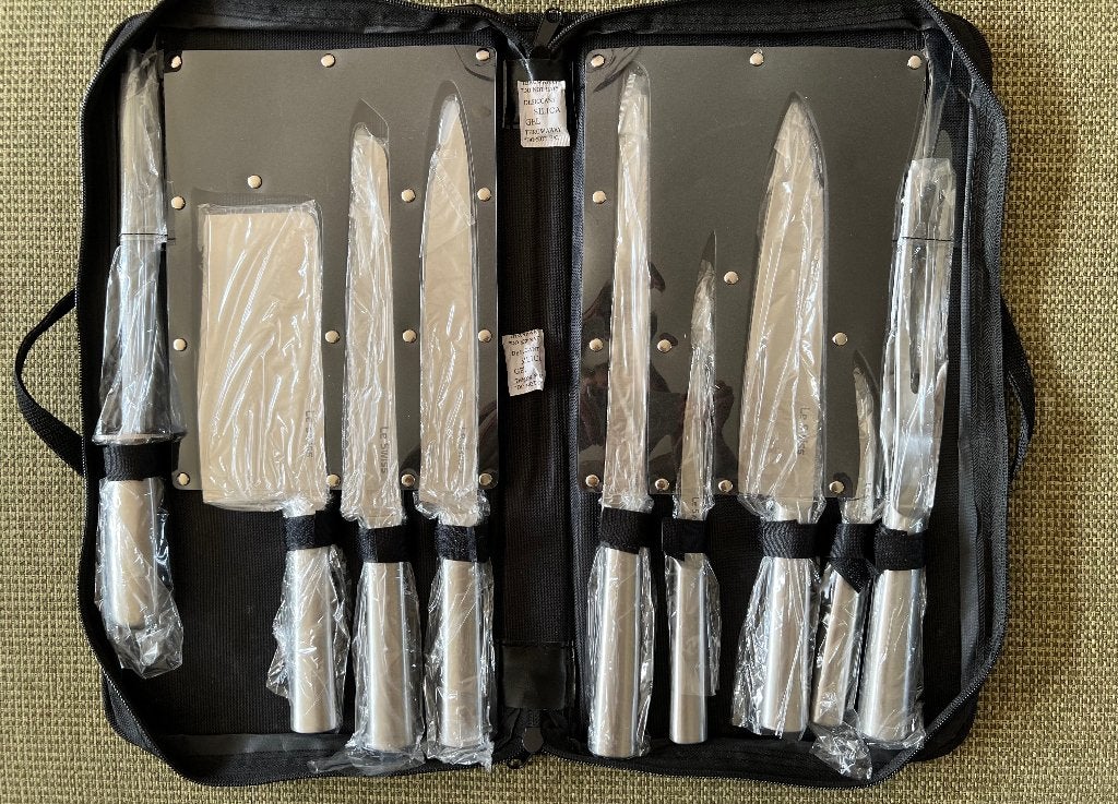 Swiss 9-delig NIEUW messenetui - koksmessen rvs, Ophalen of Verzenden, Nieuw, Metaal