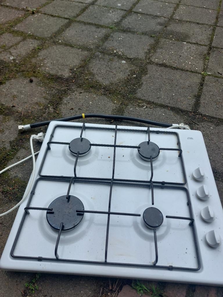 4-pits gasfornuis met elektrische ontsteking, Witgoed en Apparatuur, Ophalen