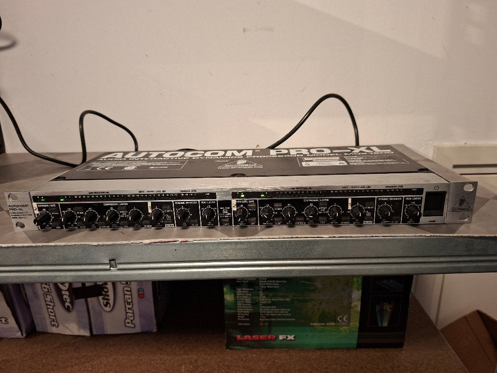 Behringer autocom pro-xl mdx1600, Muziek en Instrumenten, Effecten, Ophalen of Verzenden, Gebruikt, Compressor