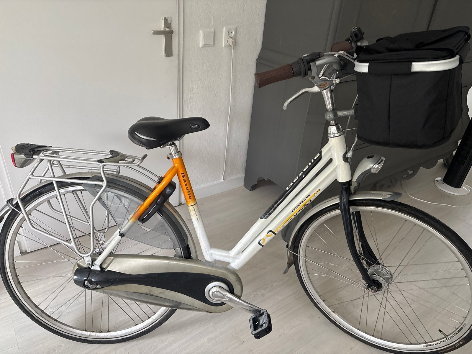 Gazelle Damesfiets met Lage Instap en Mand, Fietsen en Brommers, Fietsen | Dames | Damesfietsen, Ophalen, 50 tot 53 cm, Gazelle