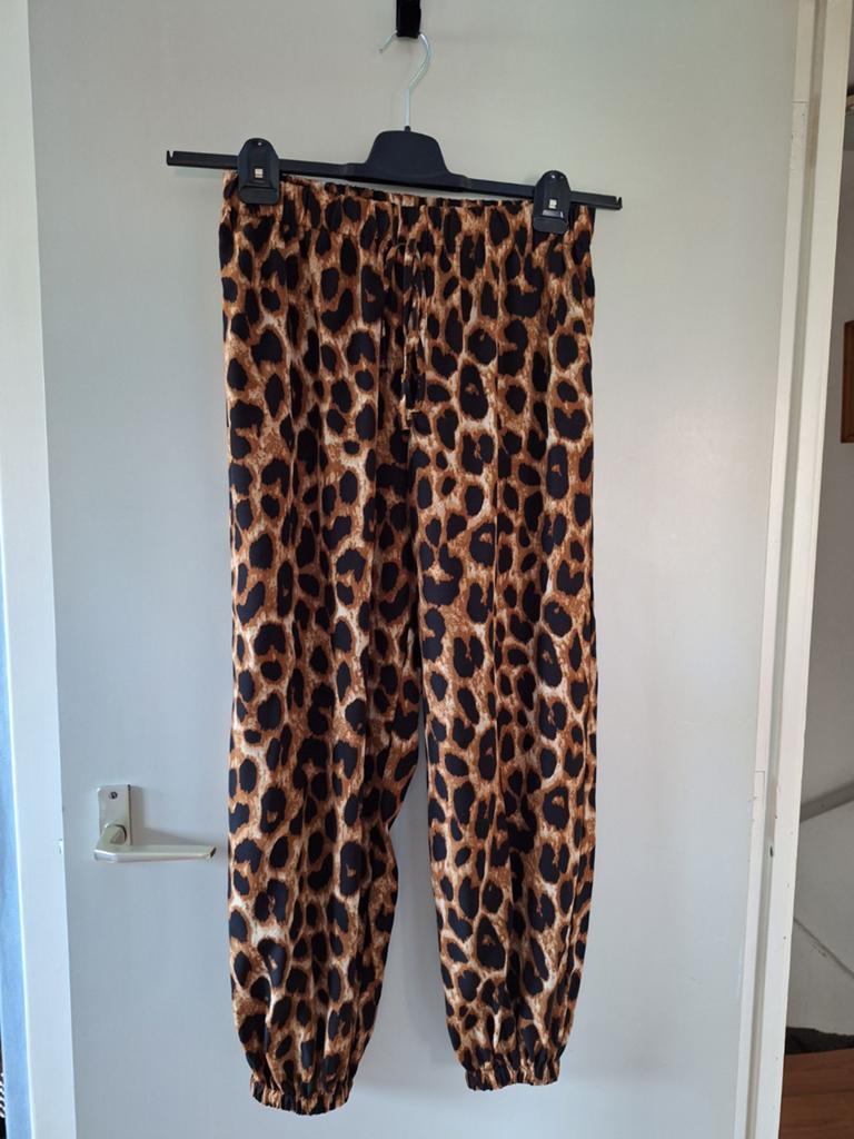 Luipaardprint broek, Kleding | Dames, Bruin, Maat 42/44 (L), Ophalen of Verzenden, Zo goed als nieuw