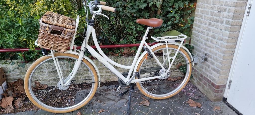 Diva fiets met 7 versnellingen, mand en fietspomp, Fietsen en Brommers, Fietsen | Dames | Damesfietsen, Versnellingen, 56 cm of meer