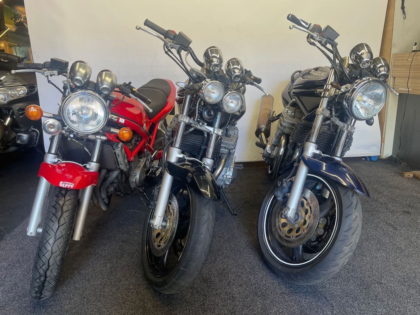 SUZUKI 3 Motoren voor 1000 Euro OPKNAPPERS (bj 1999), SUZUKI, Bedrijf, Onbekend, Toermotor
