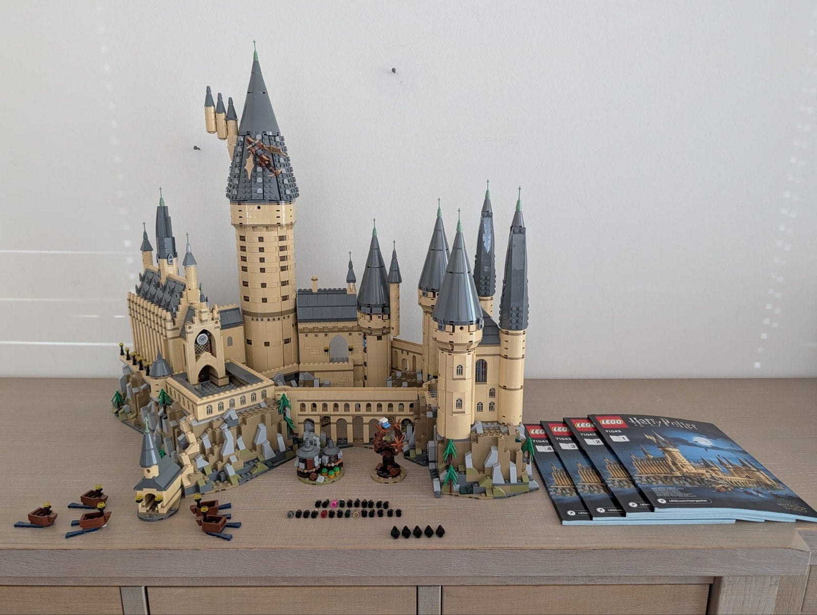 LEGO Harry Potter 71043 Hogwarts Castle + boekjes + minifigs, Lego, Harry Potter, Ophalen of Verzenden, Zo goed als nieuw