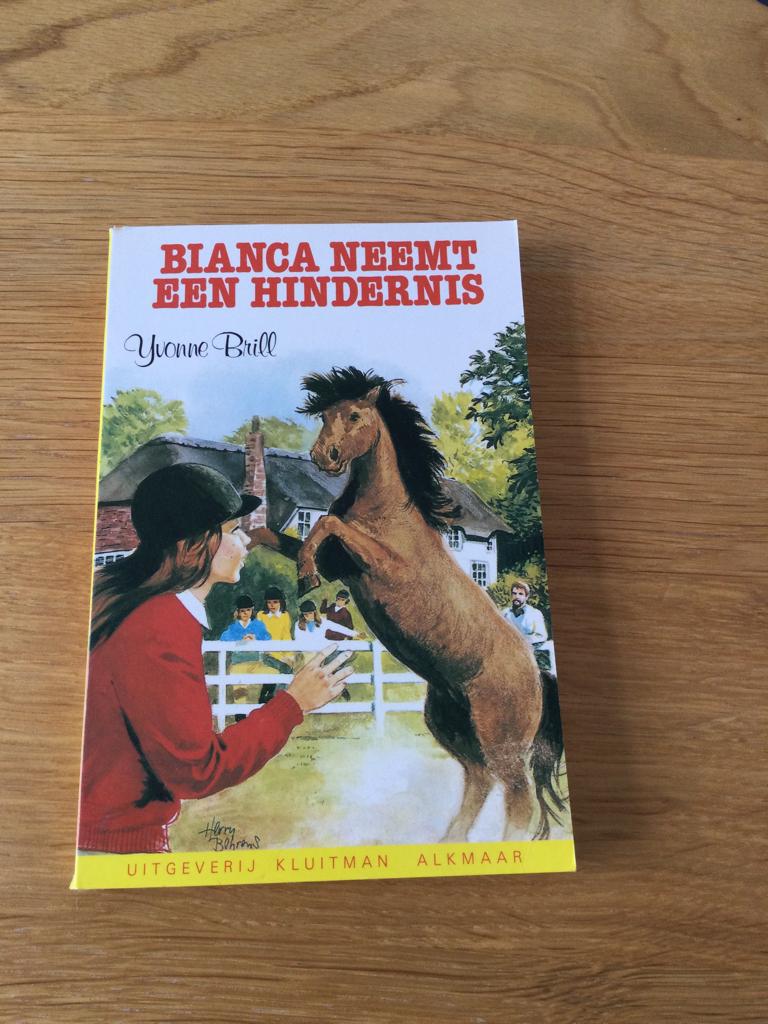 Boek: Bianca neemt een hindernis, Ophalen of Verzenden