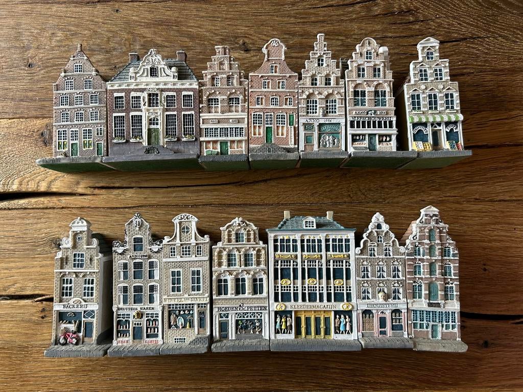Set van 12 Nederlandse grachtenpandjes miniaturen, Ophalen of Verzenden, Zo goed als nieuw