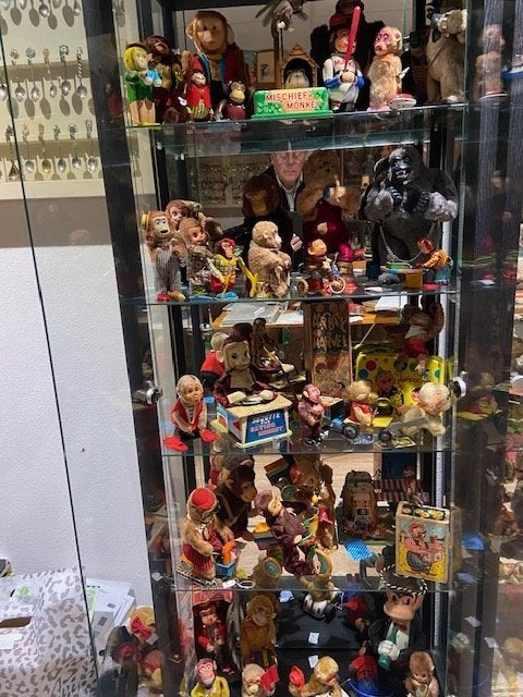 Apen Monkey old toy's verzameling in en op vitrine, Ophalen of Verzenden