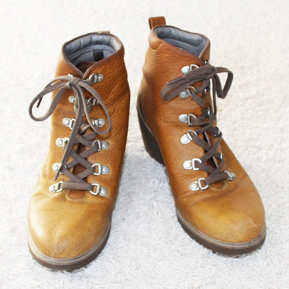 Zeer Mooie Leren Ecco Schoenen (Maat 39) € 40,-, Kleding | Dames, Schoenen, Overige kleuren, Ophalen of Verzenden, Zo goed als nieuw