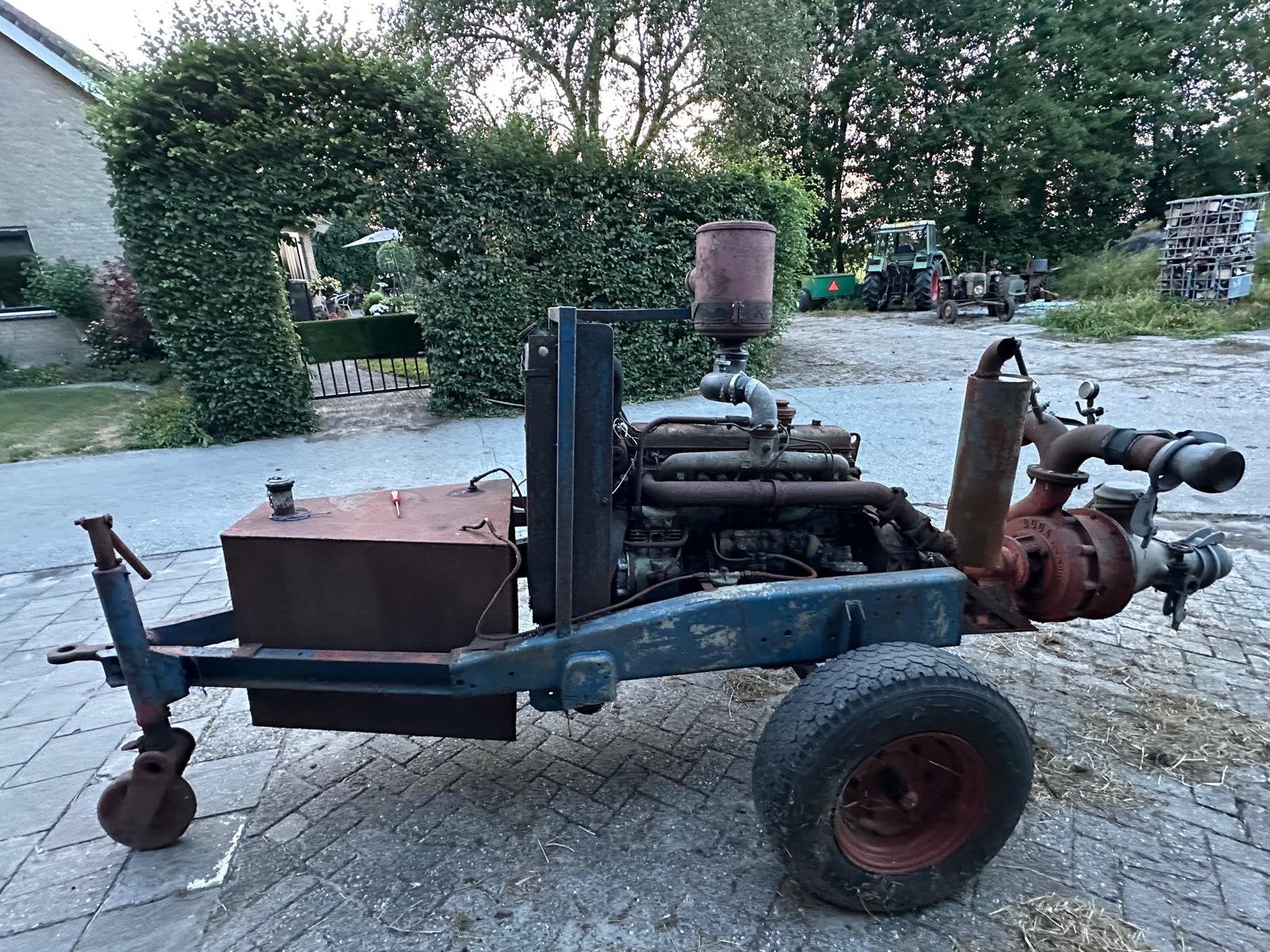 DAF motor 100 pk met een DODA mest-water pomp, Ophalen of Verzenden, Zo goed als nieuw, Beregeningspomp