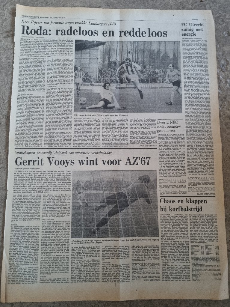 VOETBAL PSV tegen Roda JC (1974), Verzamelen, Ophalen of Verzenden, 1960 tot 1980, Knipsel(s)