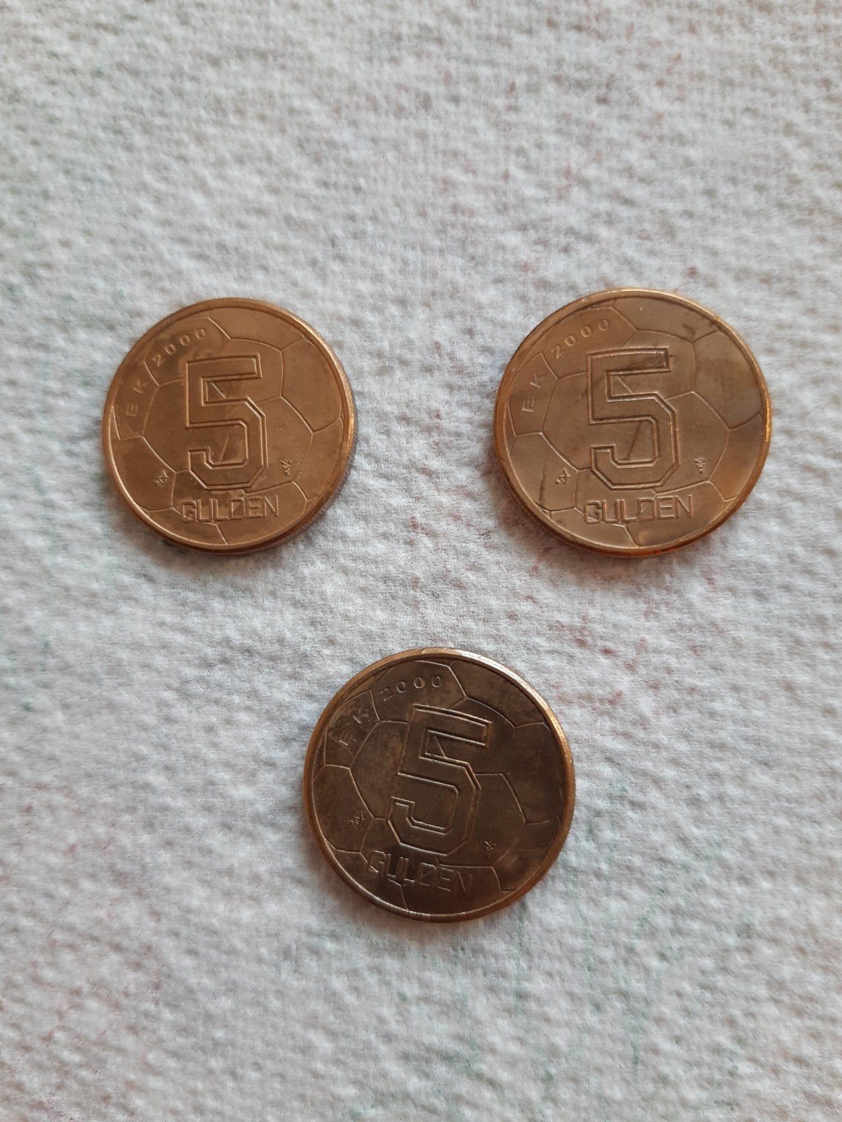 3X 5 Gulden munt ter gelegenheid van het EK voetbal in 2000, Ophalen of Verzenden, Koningin Beatrix, 5 gulden, Losse munt