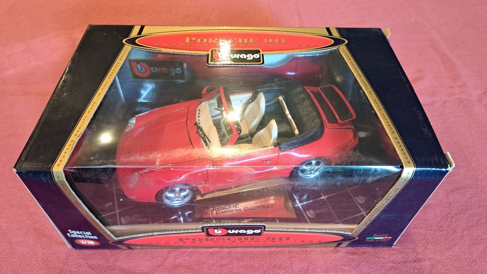 Nieuw in de doos: 1/18 Porsche 911 cabriolet, Hobby en Vrije tijd, Ophalen of Verzenden, Nieuw, Auto, Bburago