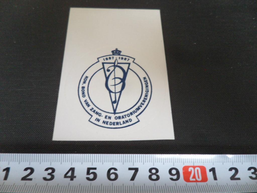 sticker textiel embleem kon bond zang- en oratoriumverenigin, Ophalen, Zo goed als nieuw