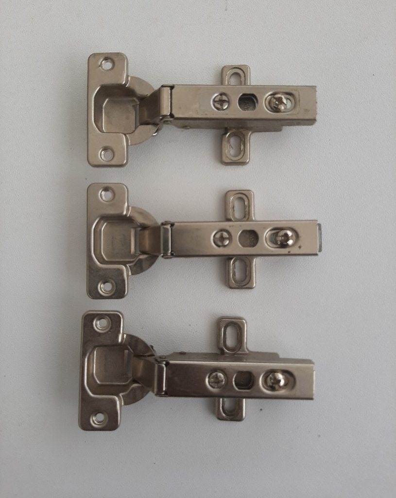 3x Blum 84.355-01B Kastscharnieren 110 Veer en Montageplaat, Doe-het-zelf en Verbouw, Ophalen, Zo goed als nieuw, IJzer, Scharnier