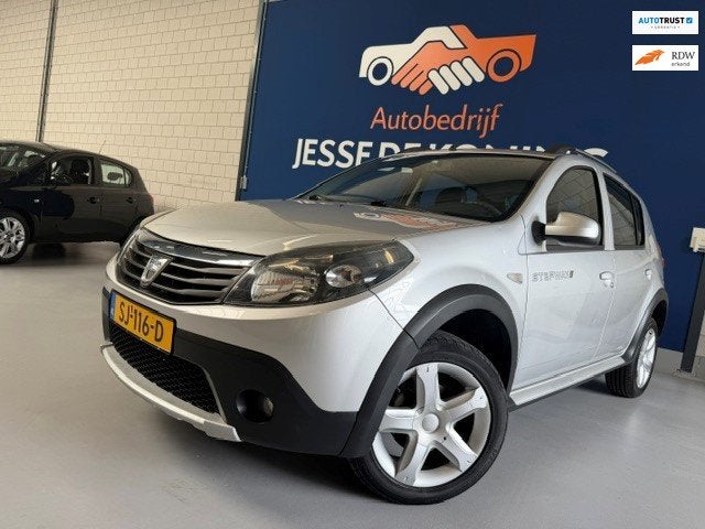 Dacia Sandero 1.6 Stepway / bj.2012 / kleur: grijs / airco /, Auto's, Voorwielaandrijving, Stof, 4 cilinders, 49 €/maand