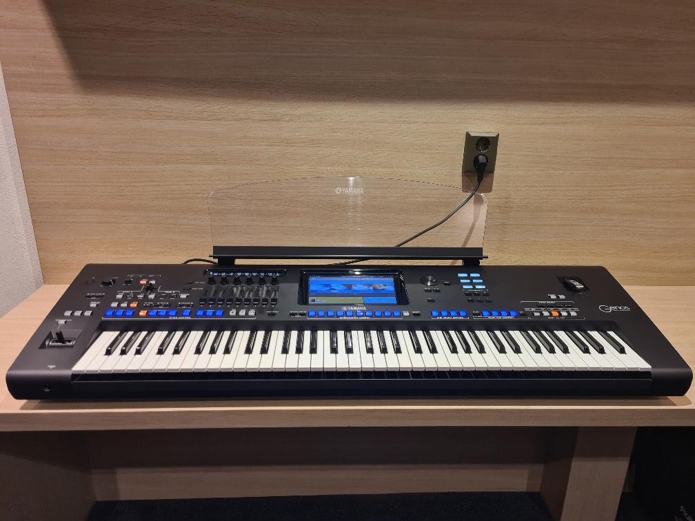 Yamaha Genos keyboard (B) 24 maanden garantie, Muziek en Instrumenten, Gebruikt, Niet ingevuld, Yamaha, Midi-aansluiting