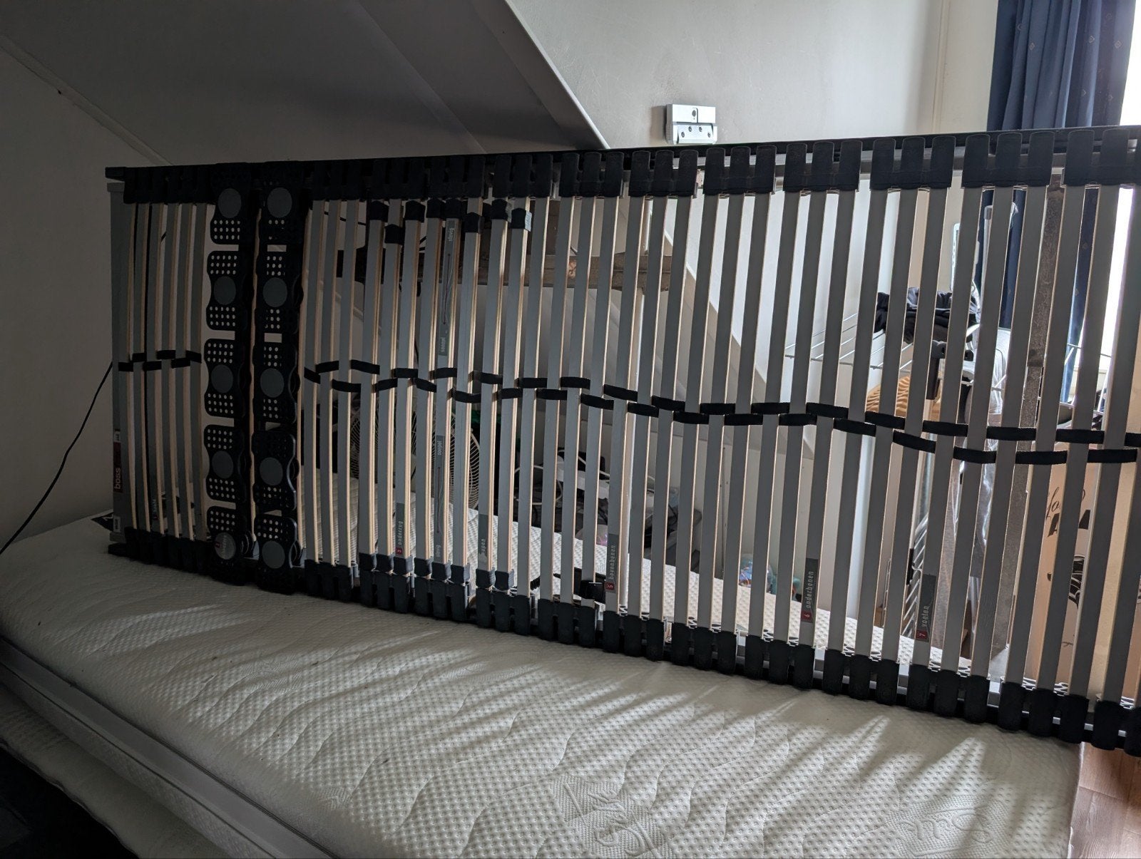Bossflex 640 Deluxe Elek.Verst. Lattenbodem 90 x220, Ophalen, Gebruikt, 90 cm, Eenpersoons