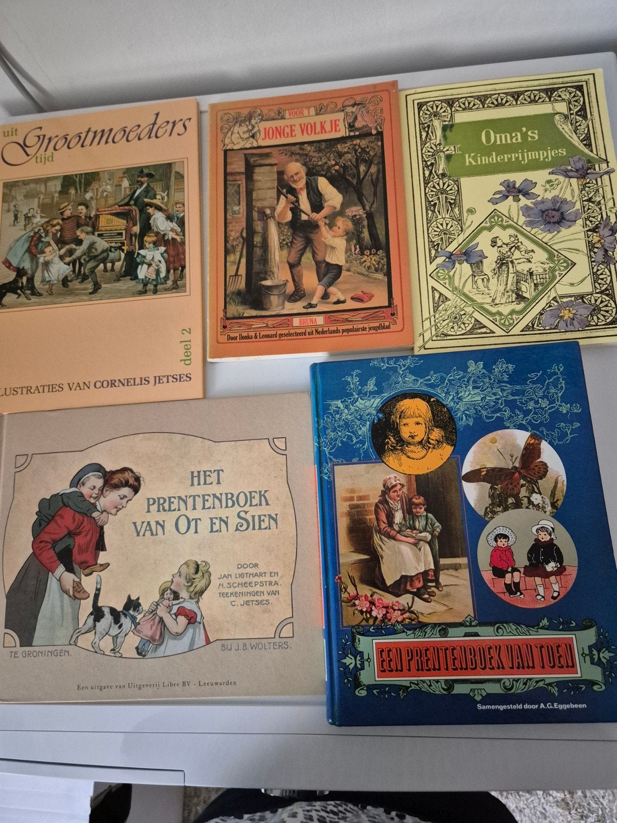 5x oude versjes en prenten boeken, Boeken, Ophalen of Verzenden