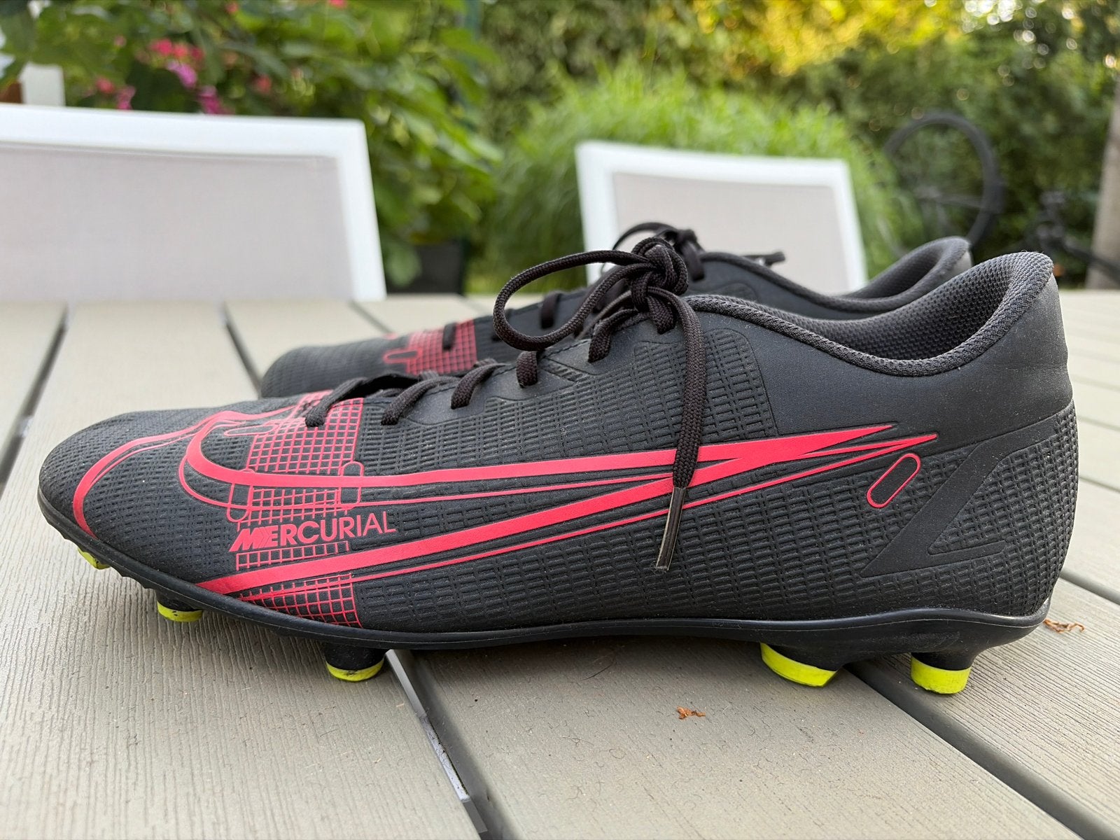Nike Mercurial Voetbalschoenen - Zwart/Rood, Schoenen, Maat L, Ophalen of Verzenden, Zo goed als nieuw