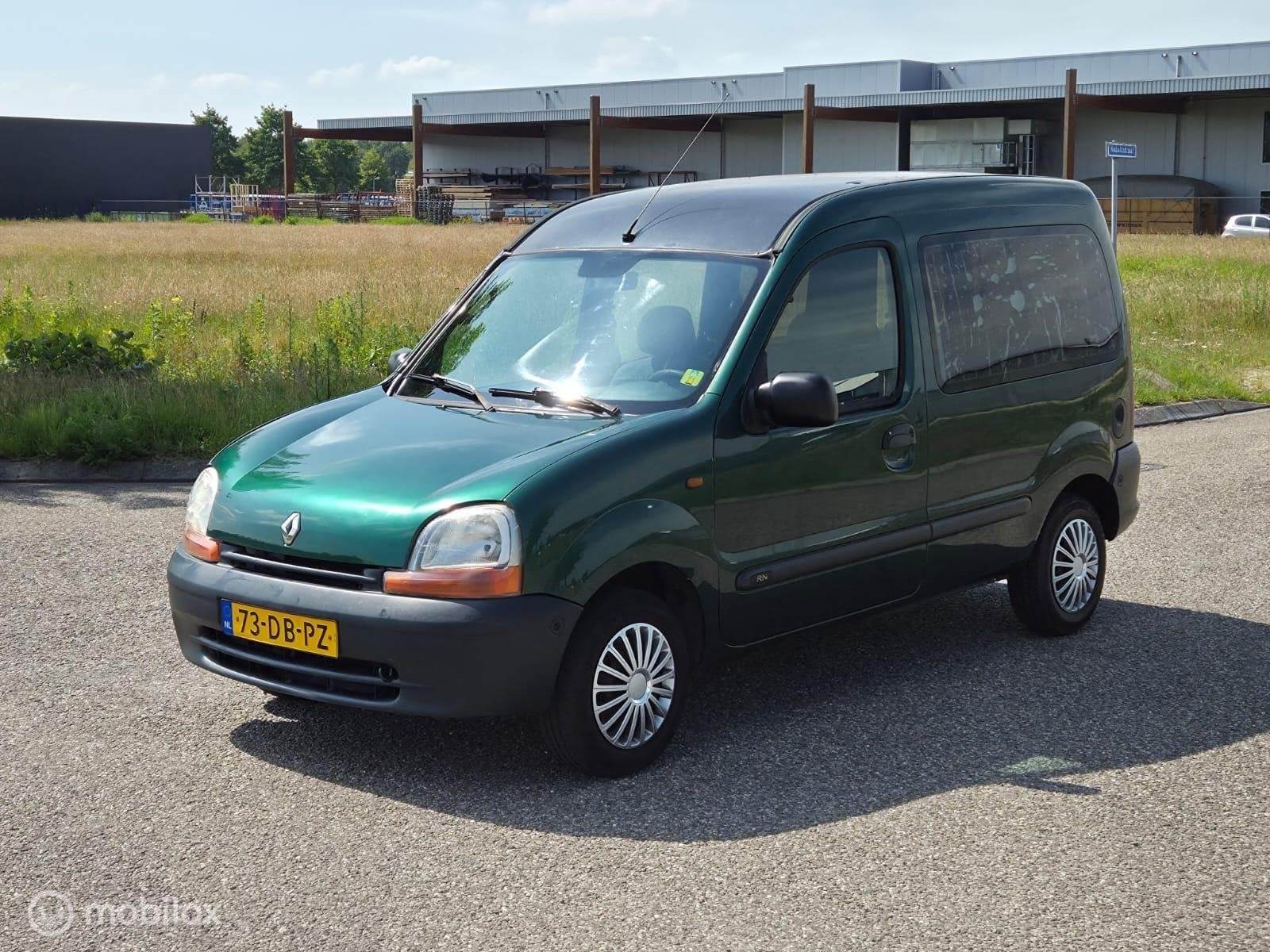 Renault Kangoo combi 1.4 RT Pampa Lage km stand NIEUWE APK, Elektrische ramen, 4 cilinders, Origineel Nederlands, Bedrijf
