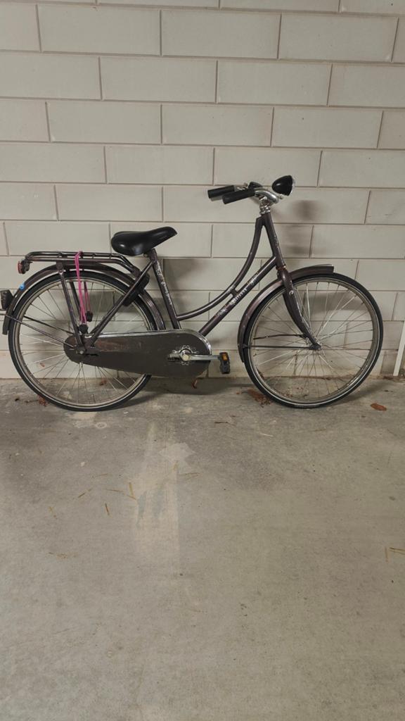 Batavus meisjes fiets
- opknapper, Fietsen en Brommers, Fietsen | Meisjes, Terugtraprem, Batavus, Ophalen of Verzenden, Gebruikt