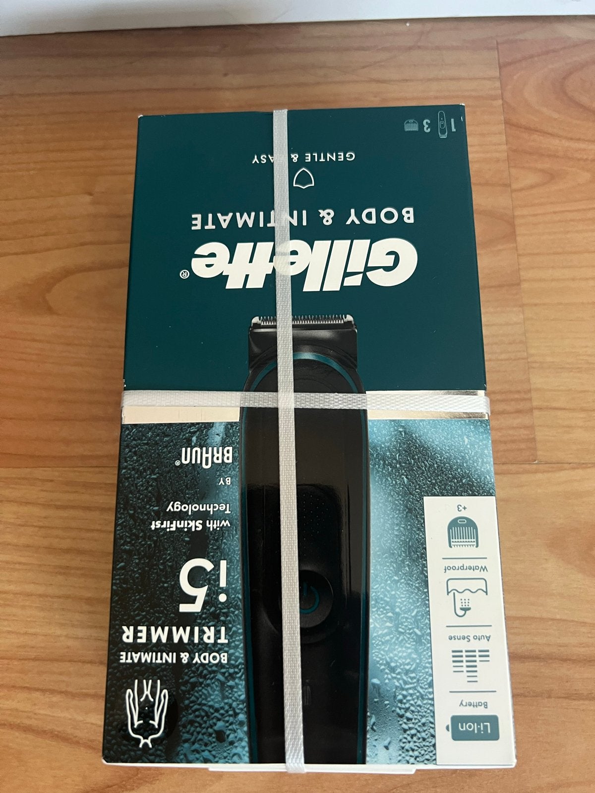 Gillette Venus Body & Intimate Trimmer - Nieuw in doos, Ophalen of Verzenden, Nieuw, Scheren en Epileren