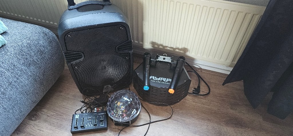 iDance Groove 420 MK3 speaker met lampen mixer en microfoons, Gebruikt, Inclusief kabels, Party speaker, Ophalen