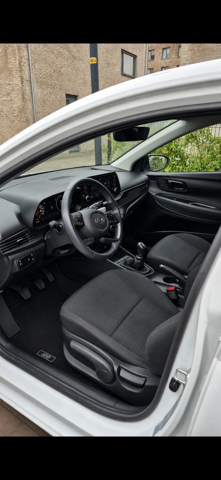 Hyundai i20 1.0 T-gdi Blue 100PK 2021 Wit 39.500 km, Auto's, Hyundai, Voorwielaandrijving, 450 kg, Origineel Nederlands, Handgeschakeld