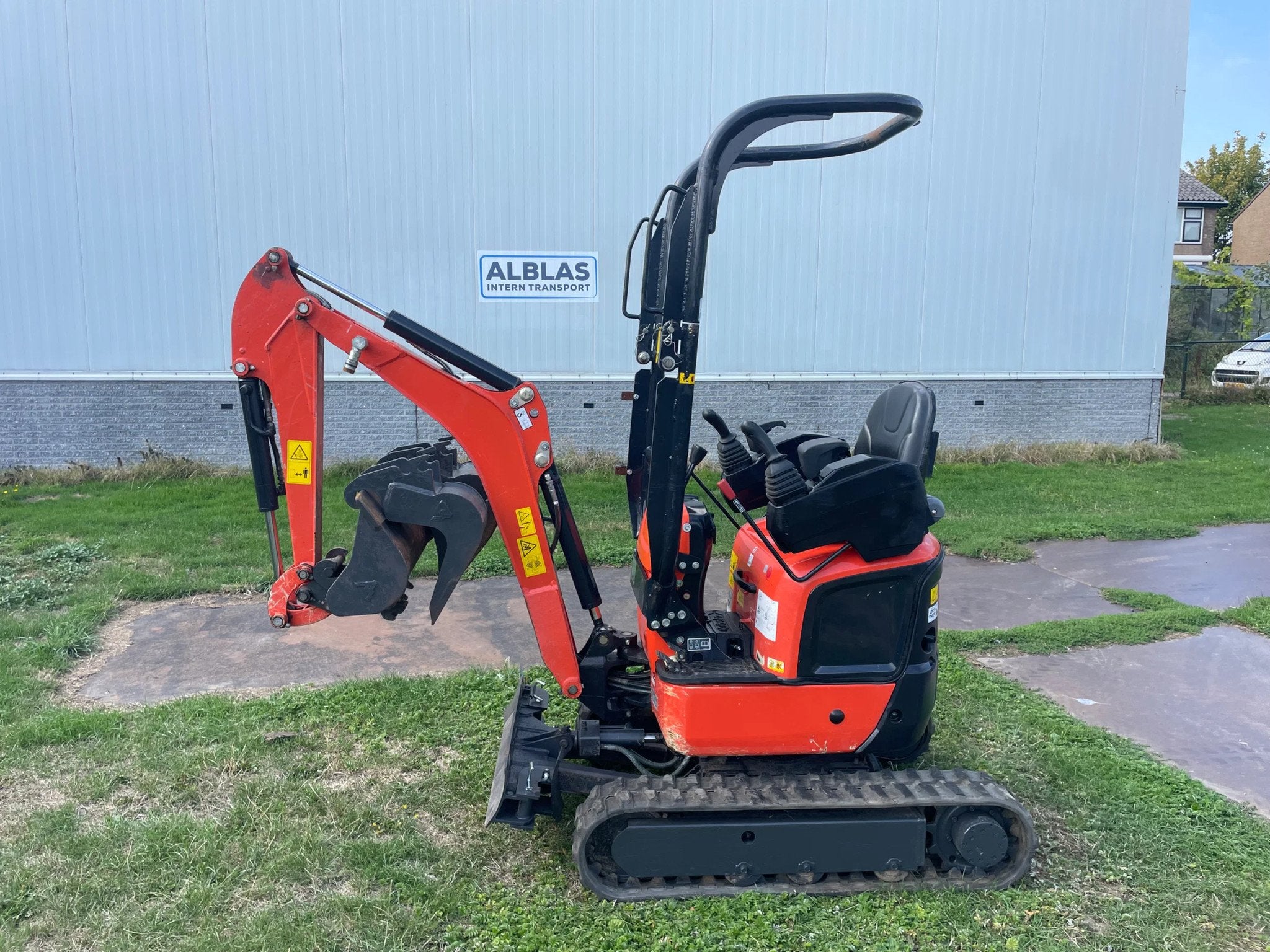 Kubota Kubota U10-5 minigraver 2024 met 575 uur (bj 2024), Kubota, Info@alblasinterntransport.nl, Heulweg 44
2295 kg  KWINTSHEUL, JP