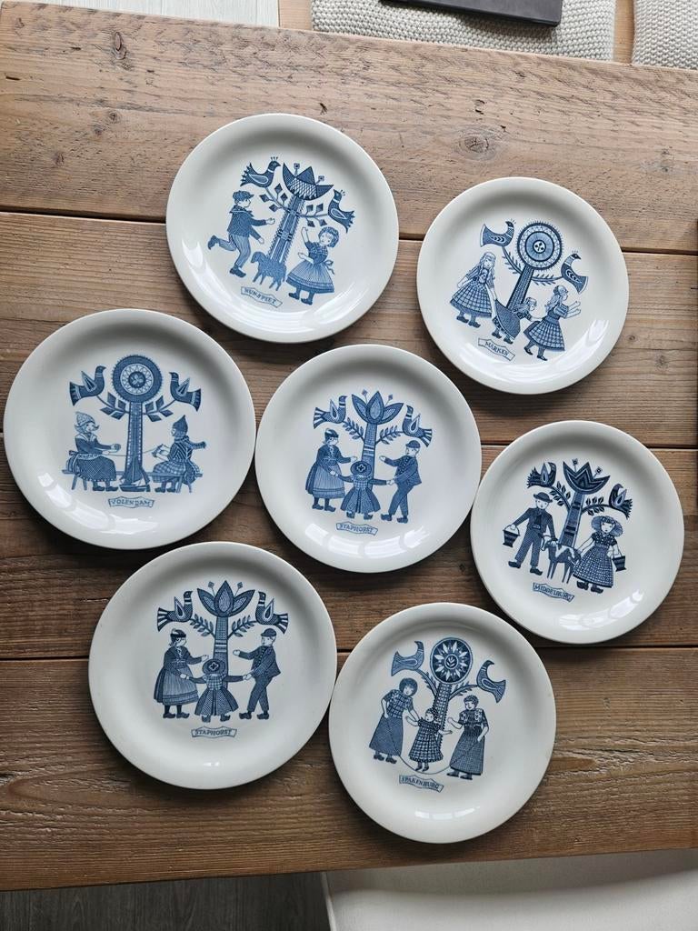 Klederdracht boterhambordjes (1967), Ophalen of Verzenden