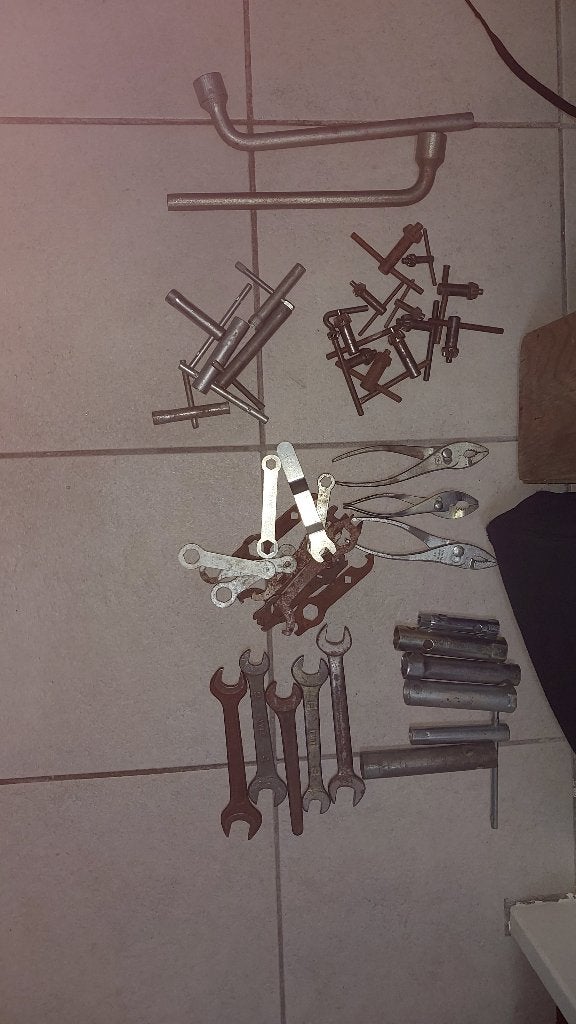 Partij steeksleutels boor, wiel- en bougiesleutels tangen, Doe-het-zelf en Verbouw, Gereedschap | Handgereedschap, Ophalen of Verzenden