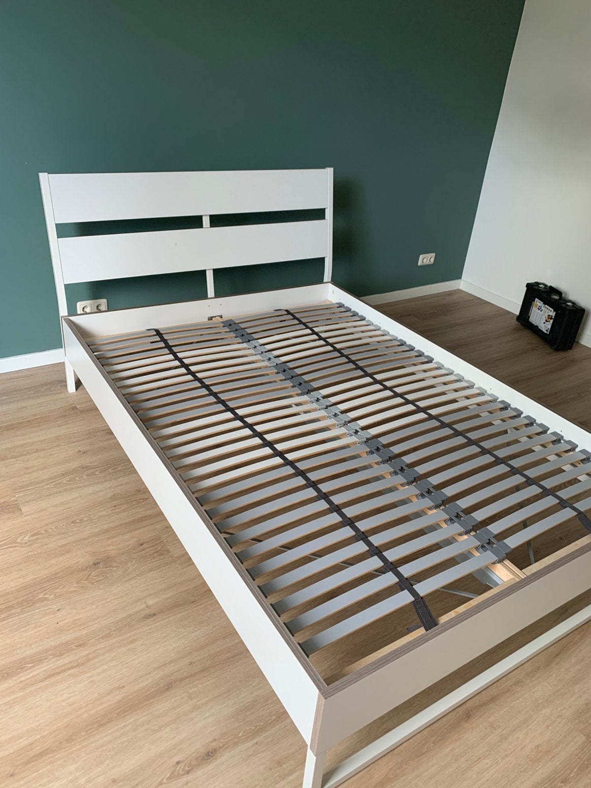 Bed Trysil Ikea, Huis en Inrichting, Slaapkamer | Bedden, Ophalen, Gebruikt, Wit, Tweepersoons