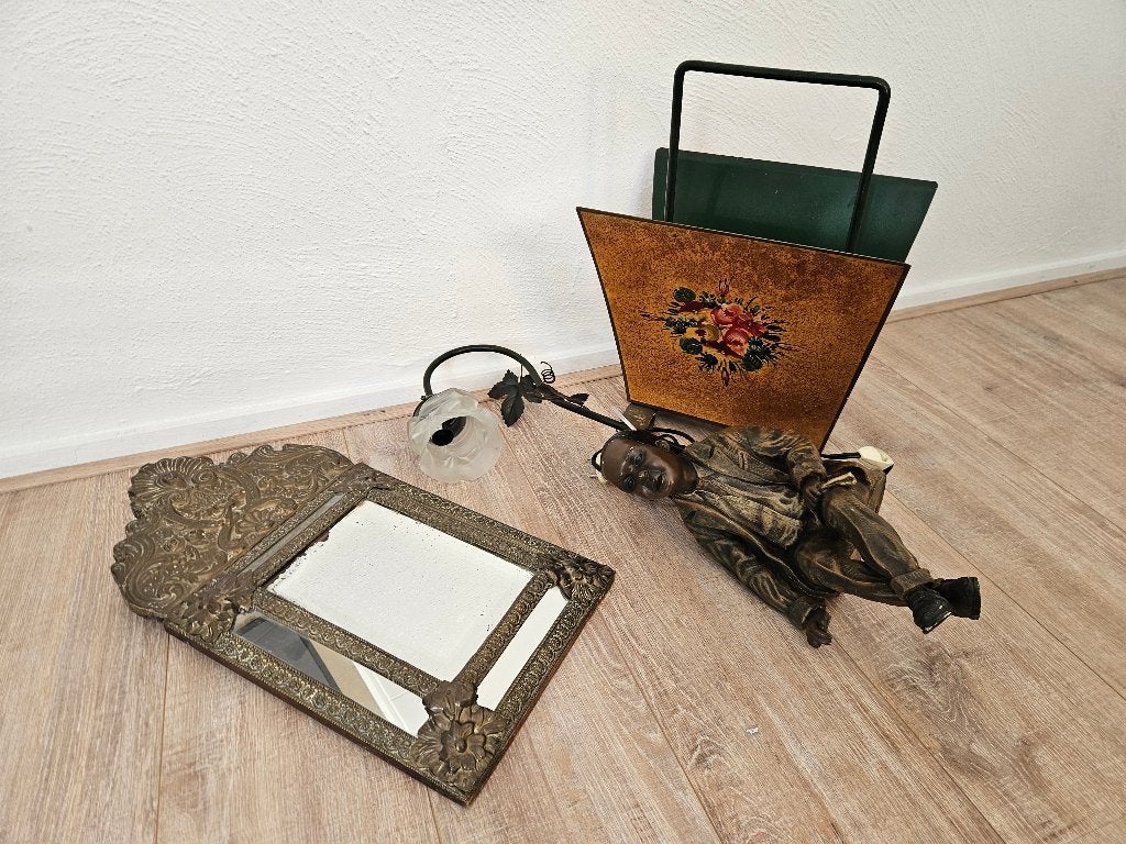 Vintage decoratie: spiegel, tijdschriftenrek, lamp met beeld, Ophalen