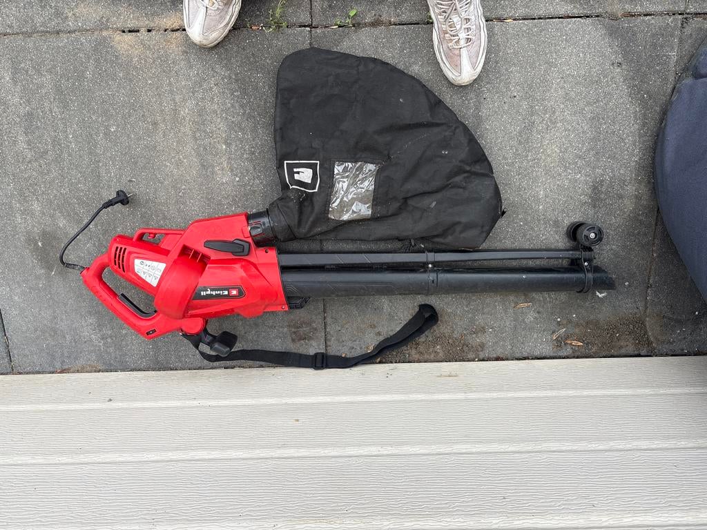 Einhell bladblazer met zuigfunctie, Gebruikt, Handgedragen, Ophalen of Verzenden, Met opvangzak